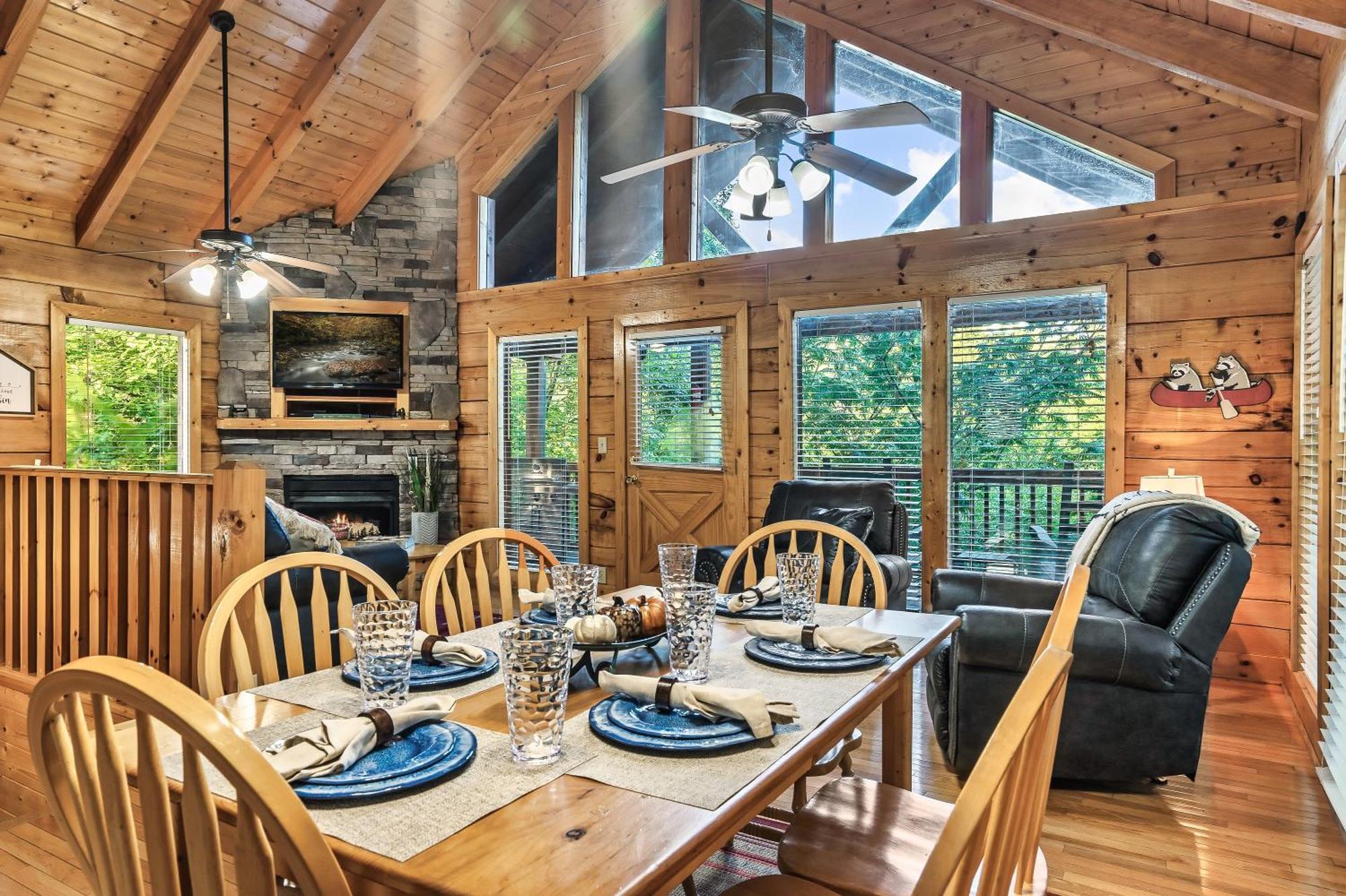 Cozy Log Cabin!! In Heart Of Pf & Close To The Smokies Pigeon Forge Εξωτερικό φωτογραφία