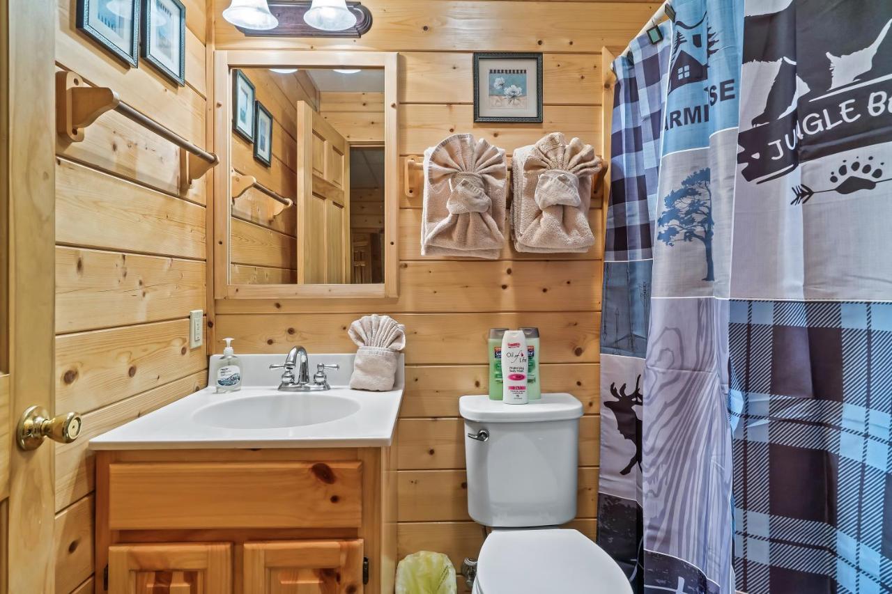 Cozy Log Cabin!! In Heart Of Pf & Close To The Smokies Pigeon Forge Εξωτερικό φωτογραφία
