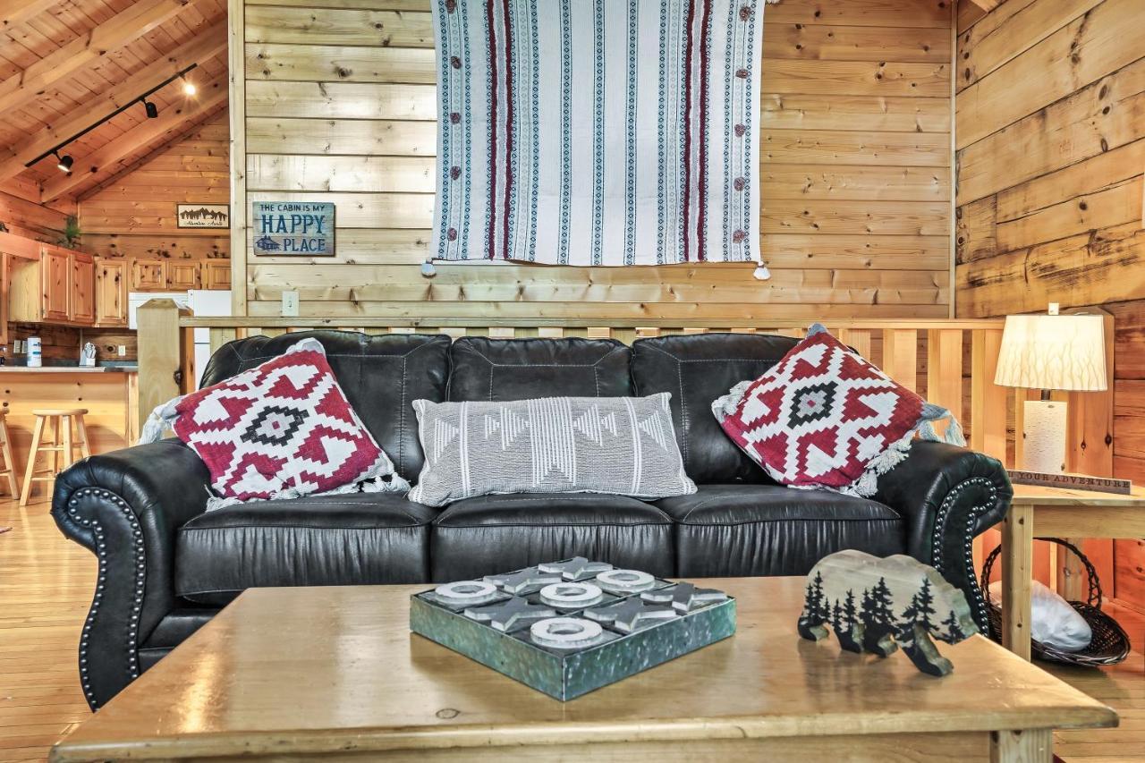 Cozy Log Cabin!! In Heart Of Pf & Close To The Smokies Pigeon Forge Εξωτερικό φωτογραφία