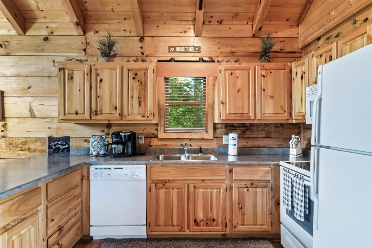 Cozy Log Cabin!! In Heart Of Pf & Close To The Smokies Pigeon Forge Εξωτερικό φωτογραφία
